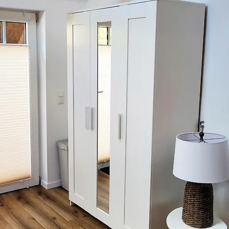 Apartment Modernes 1-zimmer-apartment Mit Galerie-schlafkoje Im Skandinavischen Stil Ostenfeld (Nordfriesland)