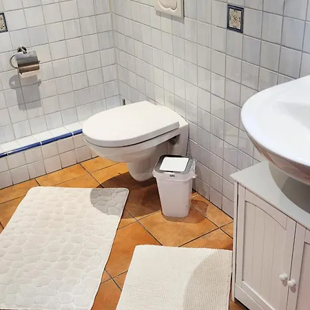 Modernes 1-zimmer-apartment Mit Galerie-schlafkoje Im Skandinavischen Stil * Ostenfeld (Nordfriesland)